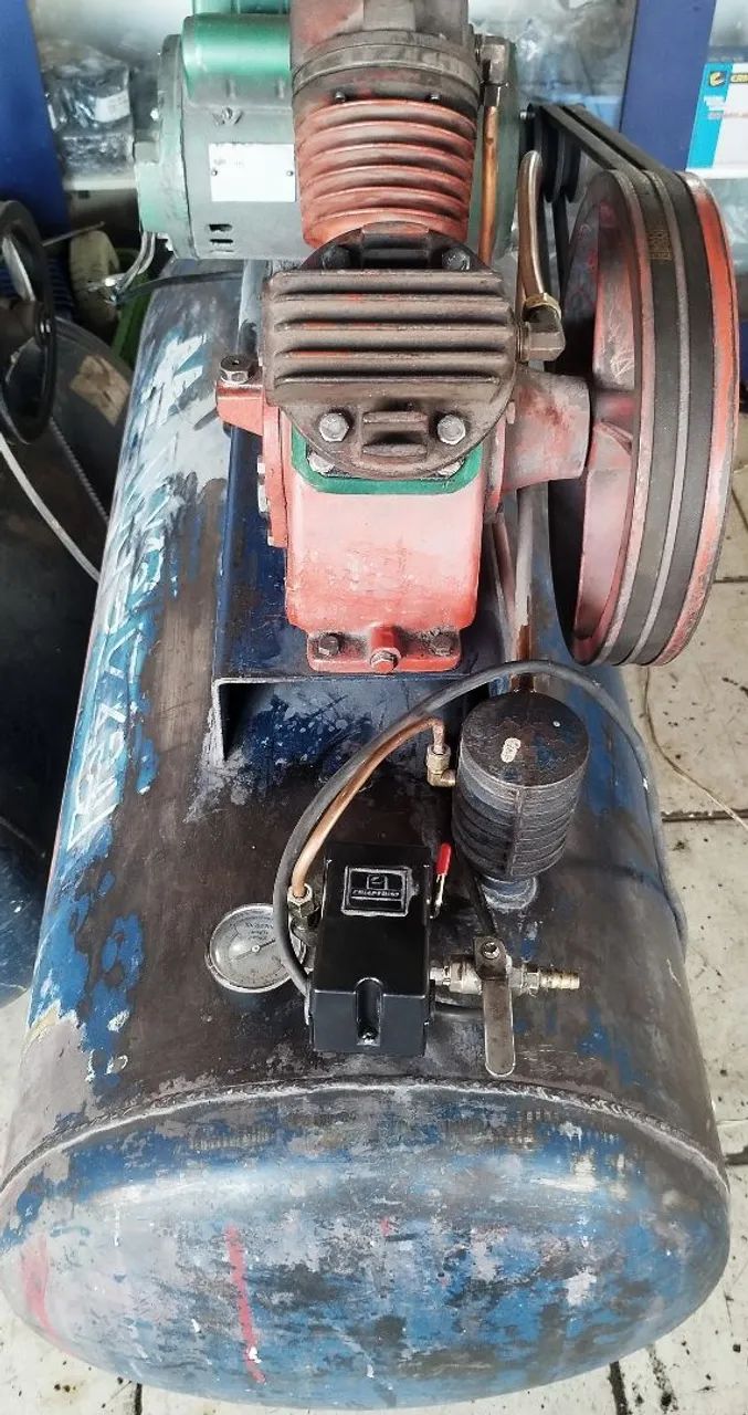 Compressor Wetzel 200 litros  - Foto 2