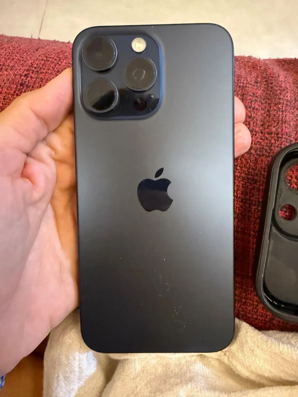 iPhone 15 pro max usado 