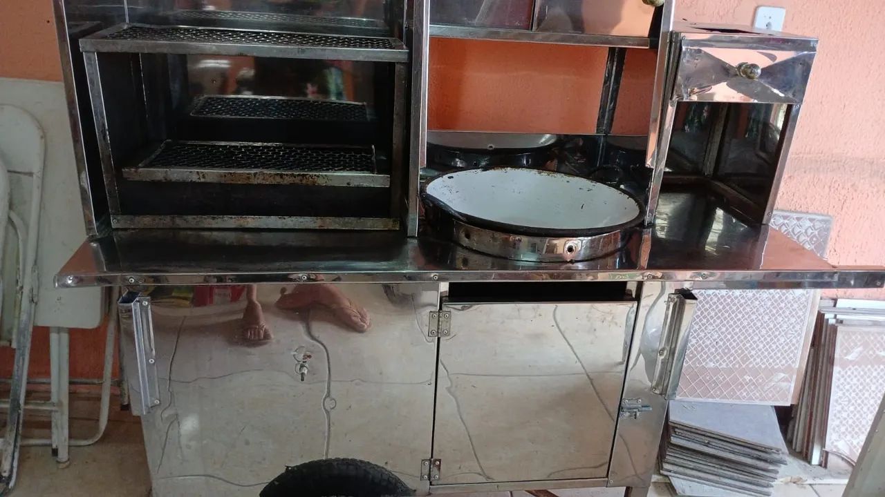 Carrinho de churrasco,pastel