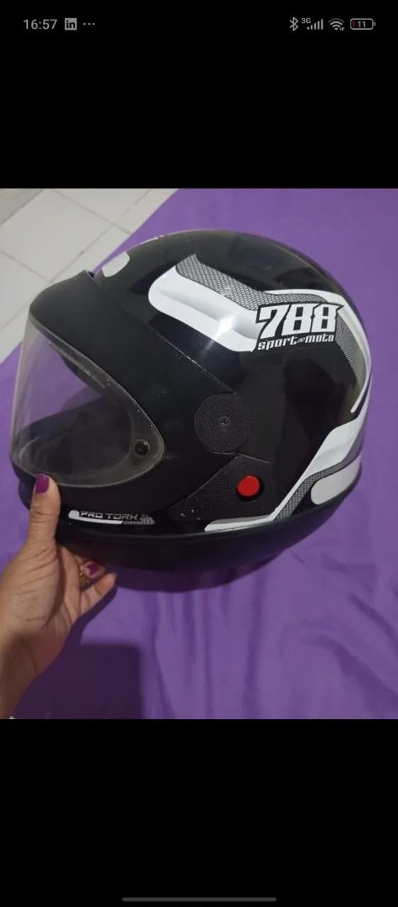 Capacete em ótimo estado