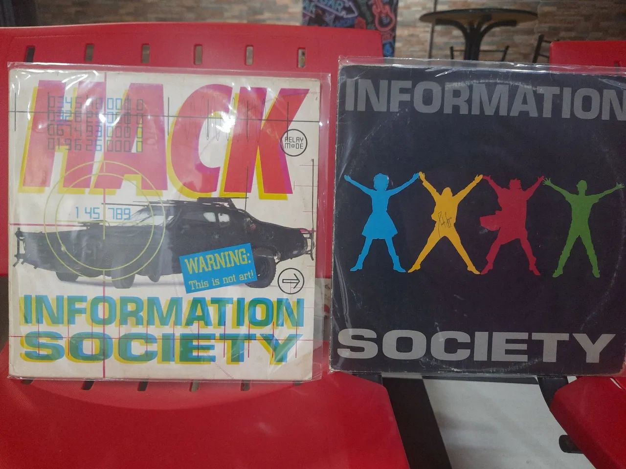 Vendo 02 discos/lps INFORMATION SOCIETY