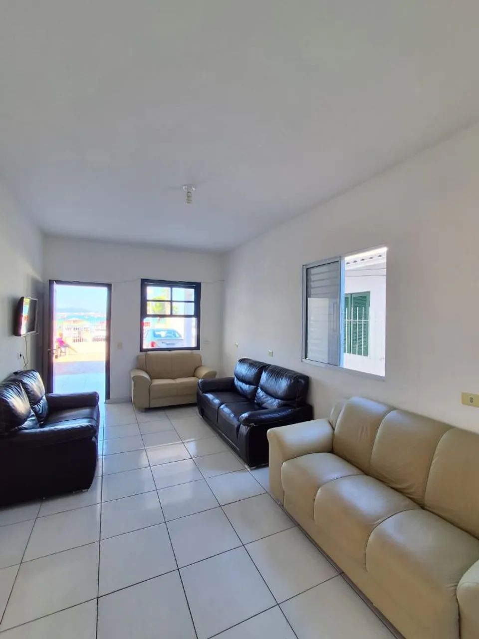 Hospedagem Familiar Pé na Areia - Casa e Apartamentos de Temporada - Foto 3