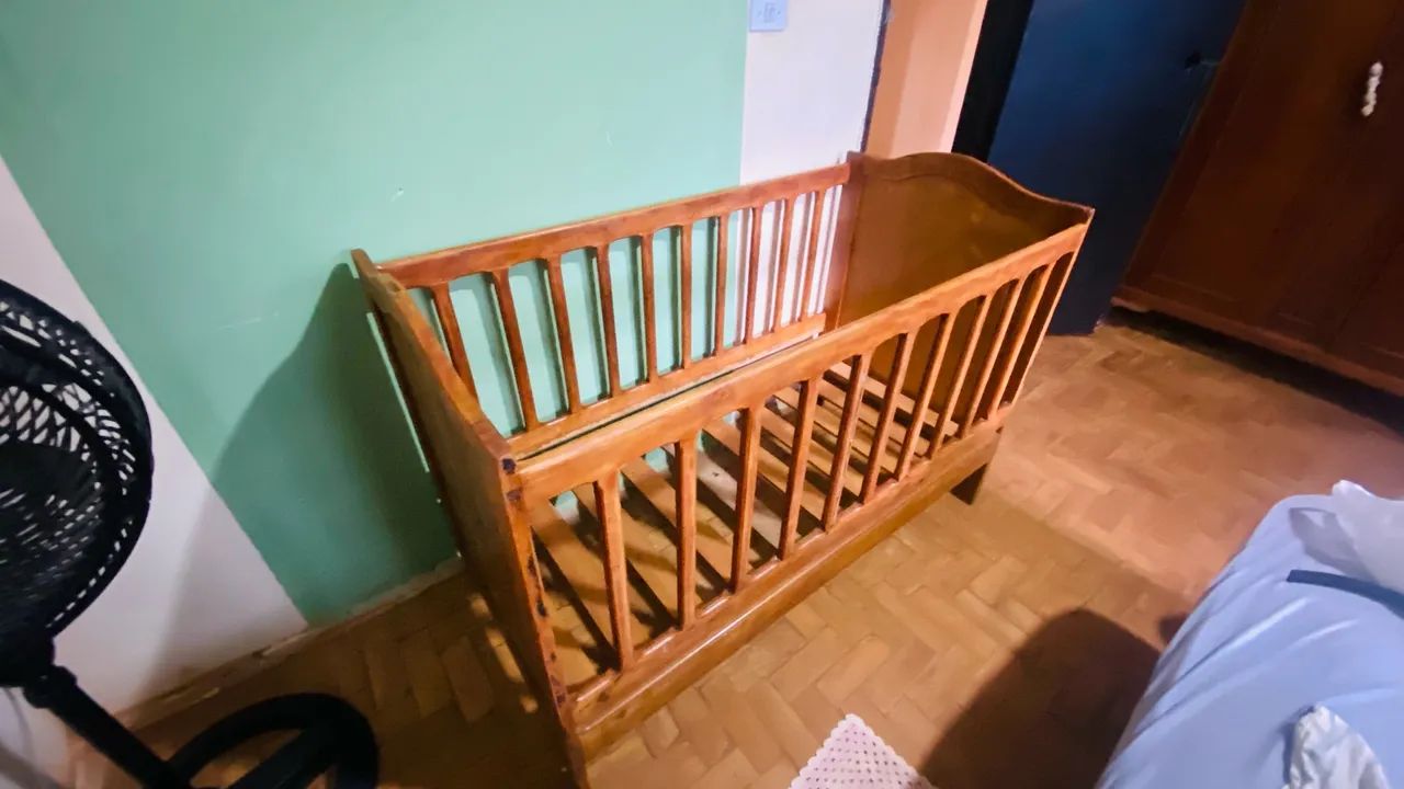 Berço madeira maciça  - Foto 3