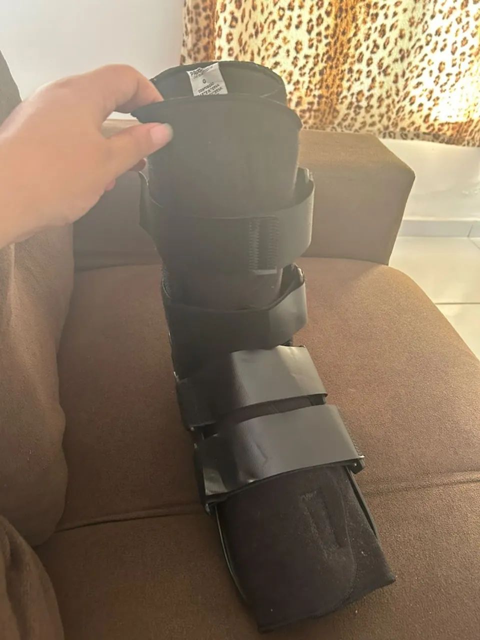 Muleta e bota ortopédica  - Foto 3
