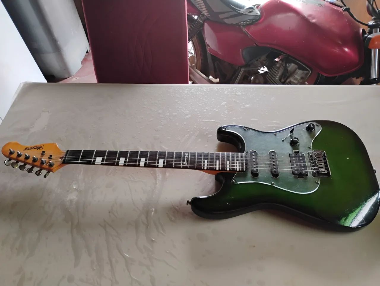 Vende-se  guitarra pedaleira cubo