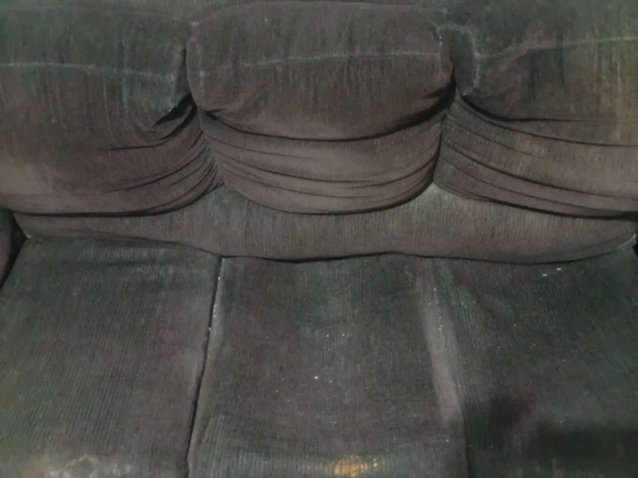 Sofá grande com 3 lugar  de veludo  - Foto 2
