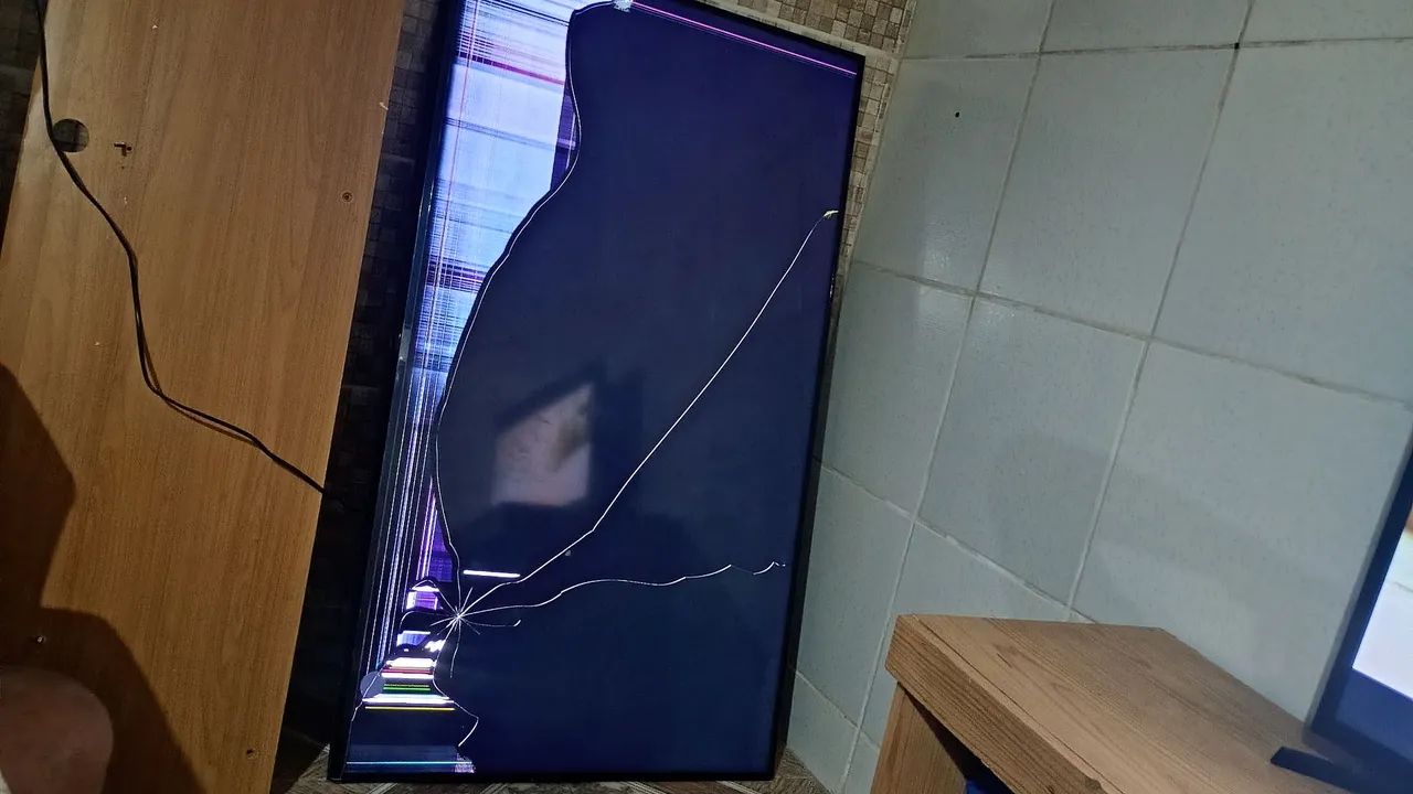 Tv de 55 polegadas com problemas num display ZAP *09