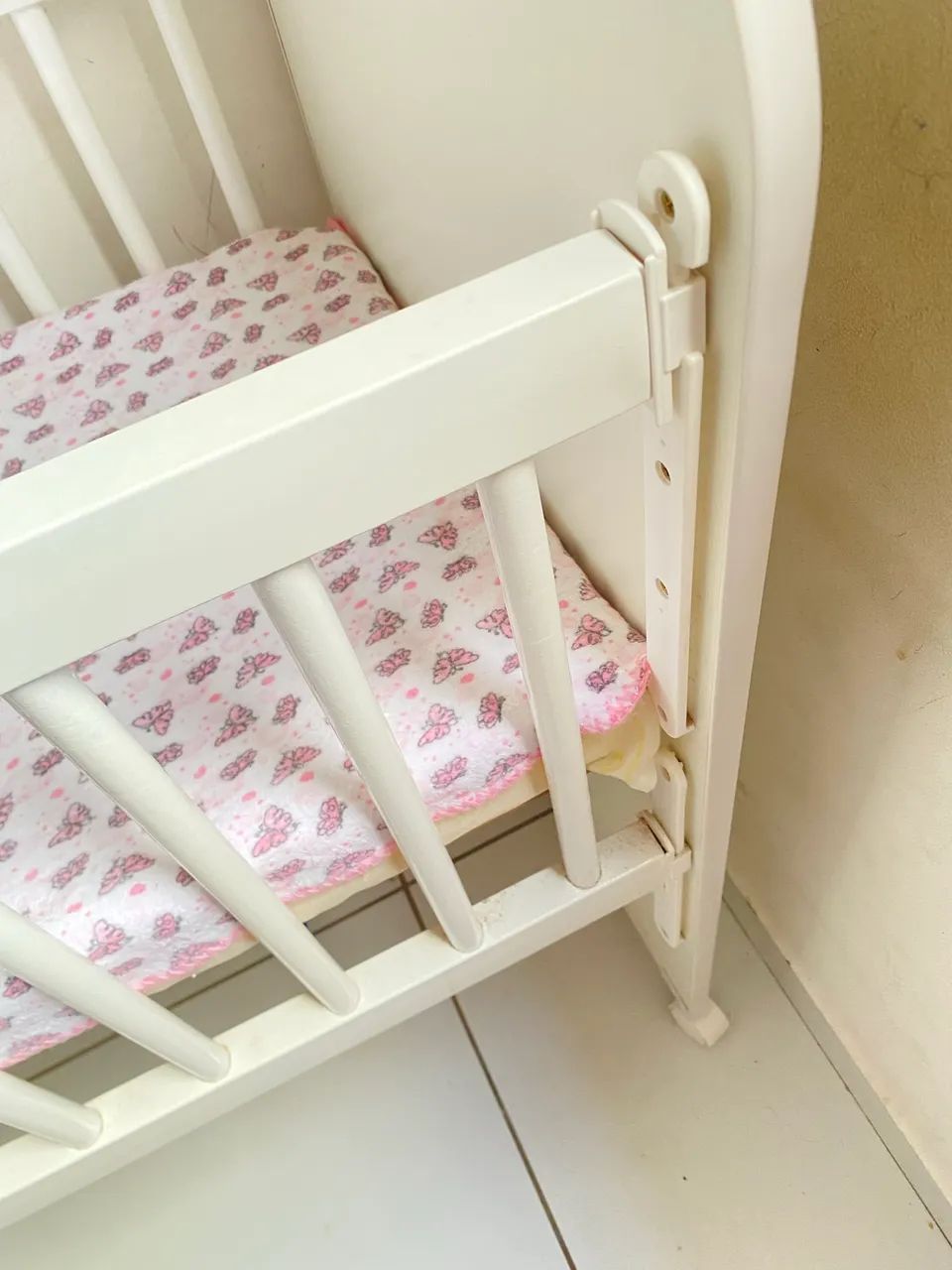 Mini berço com colchão incluso  - Foto 4