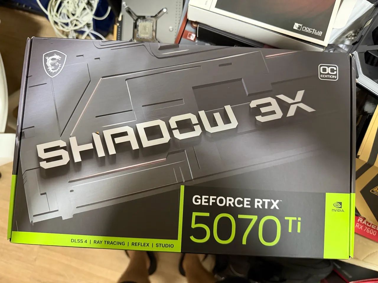 Placa de Vídeo Rtx 5070 Ti MSI SHADOW 3X