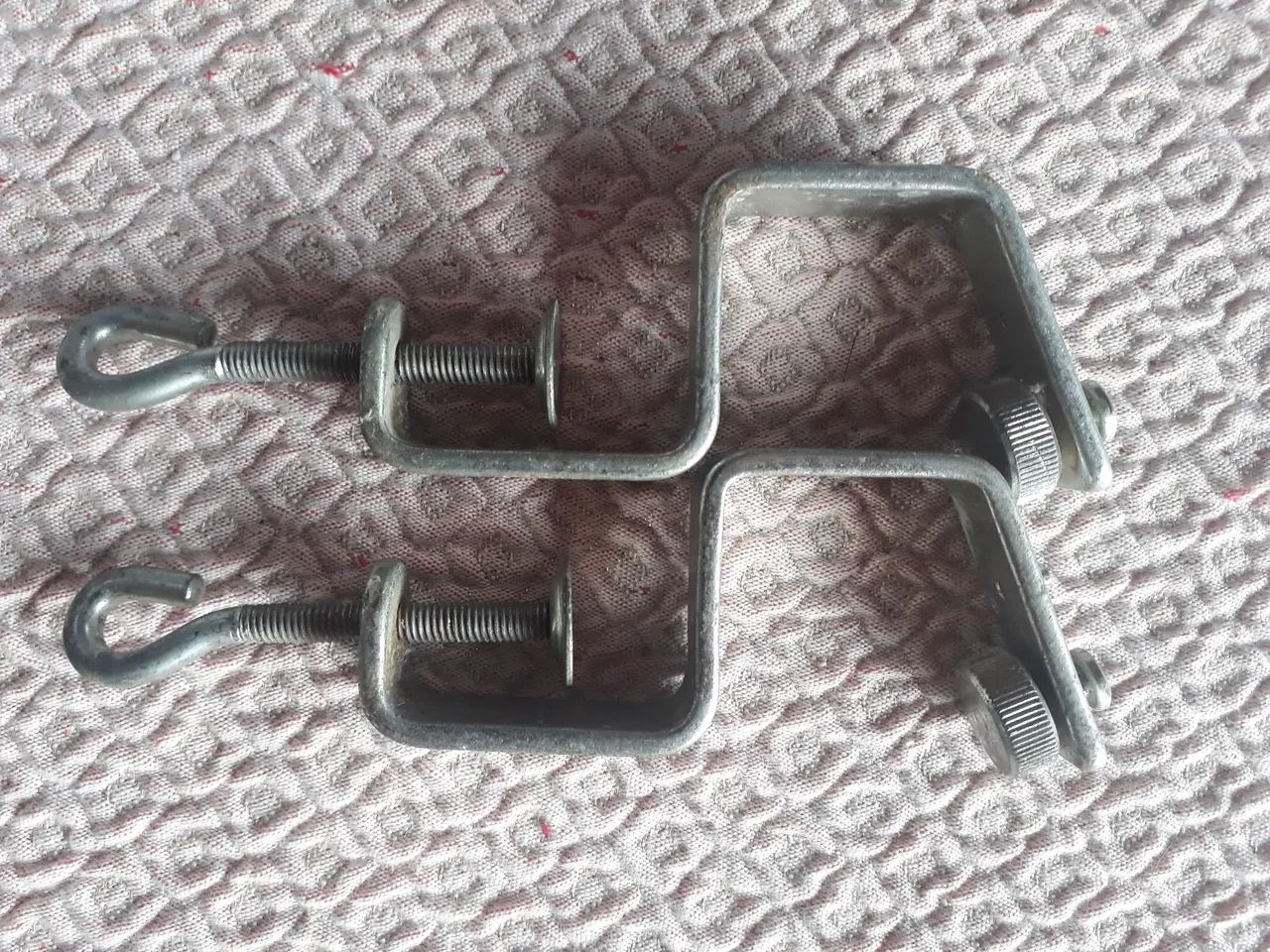 Suporte máquina tricô 