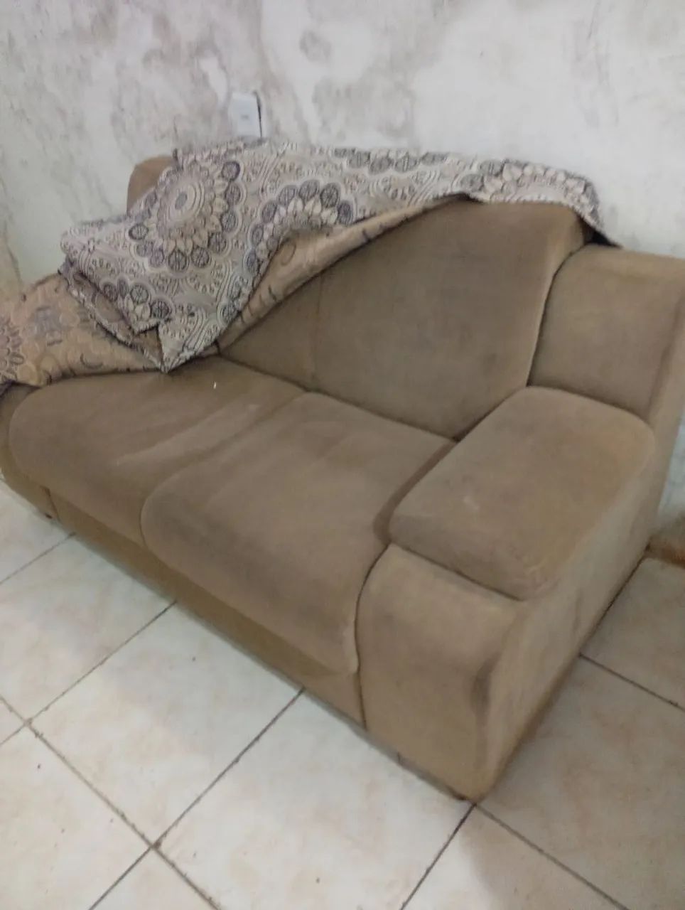 Vendo sofá todo bom - Foto 2