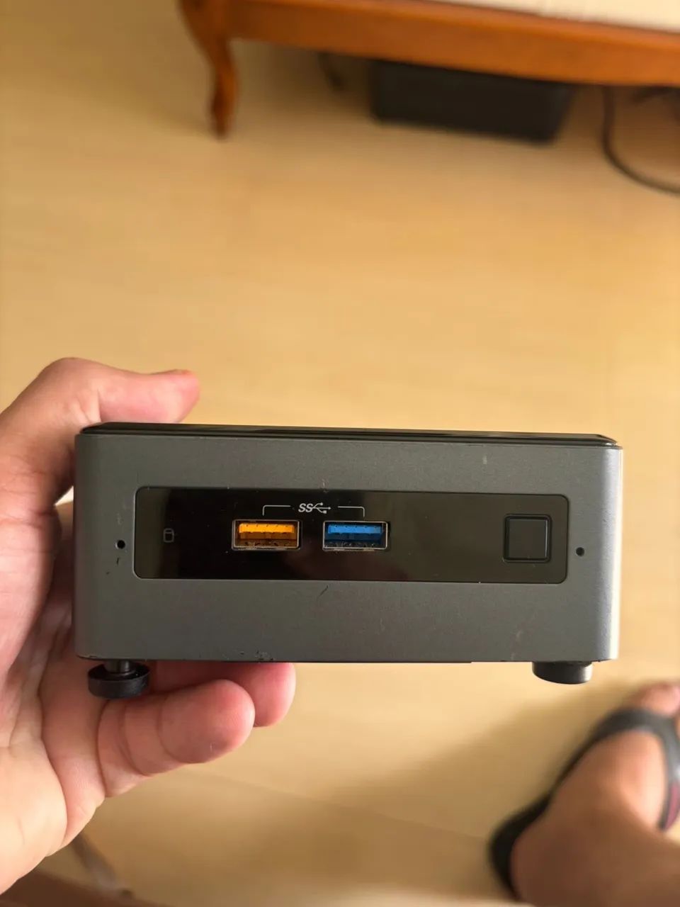 Intel NUC (nuc7jy)