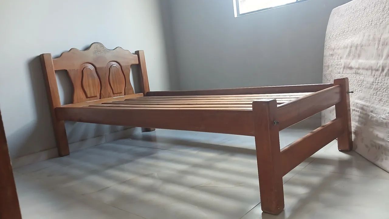 Cama de solteiro 