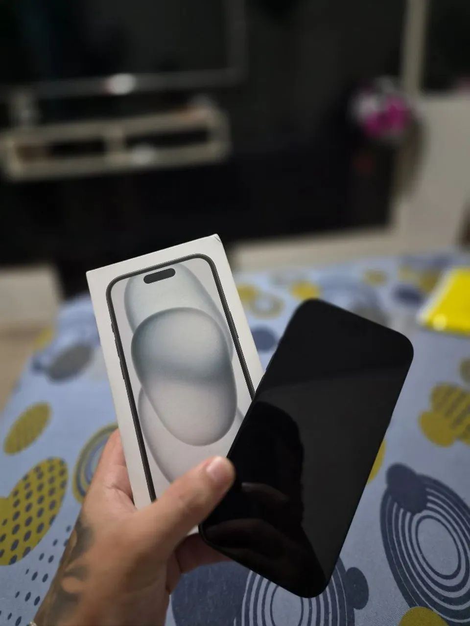 IPHONE 15 256GB - NOVO  - Foto 2