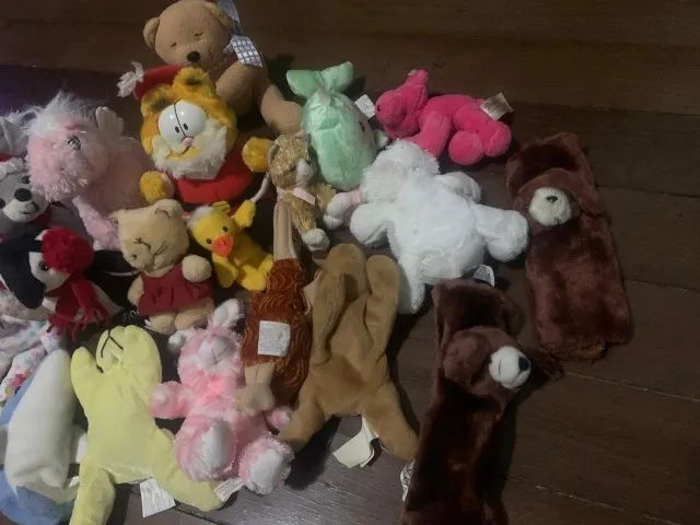 Coleção de Pelúcias e Bonecos - Foto 2