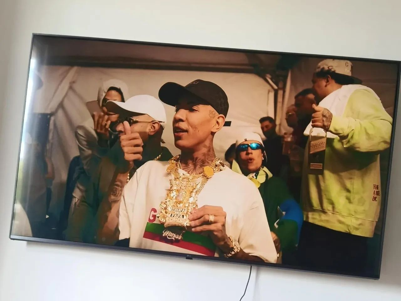 Vende-se uma Tv LG Smart 60 polegadas, Em ótimas condições 