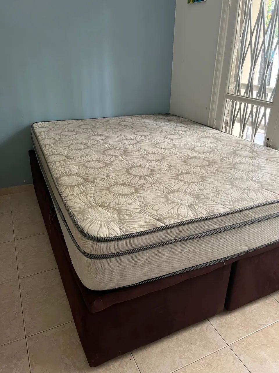 Cama Box Casal com Baú bipartido - Foto 4