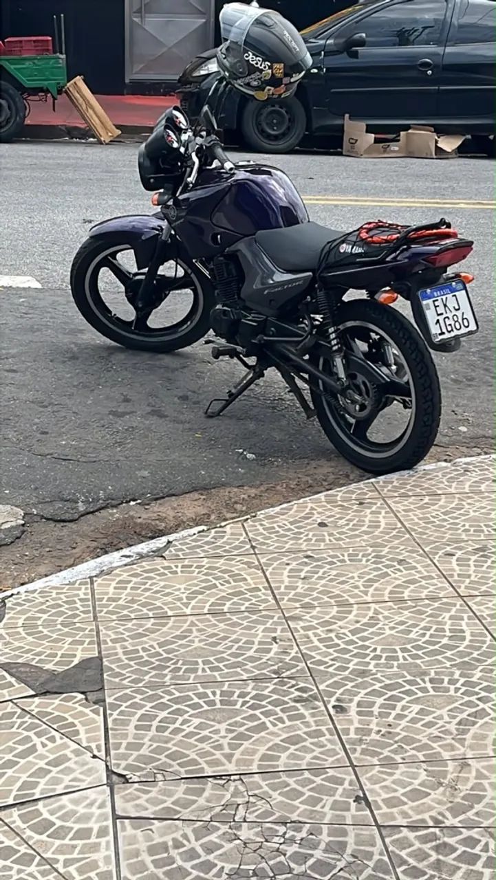 Yamaha YBR 125 Factor K/ Factor K1 2010 - Foto 2