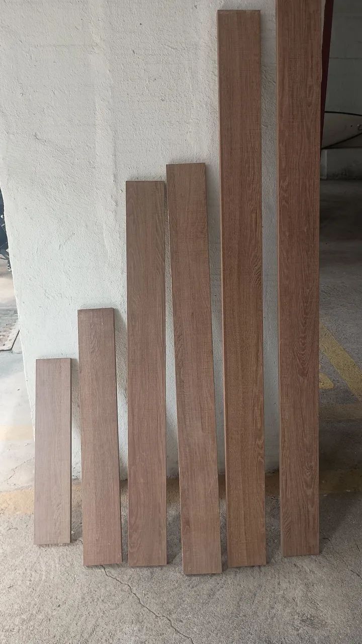 Vendo pecas usadas de MDF COR CARVALHO