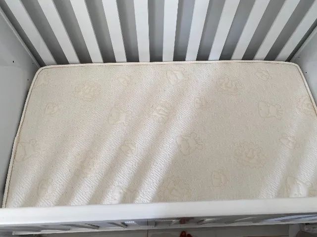 Berço infantil com colchão Ortobom  - Foto 4