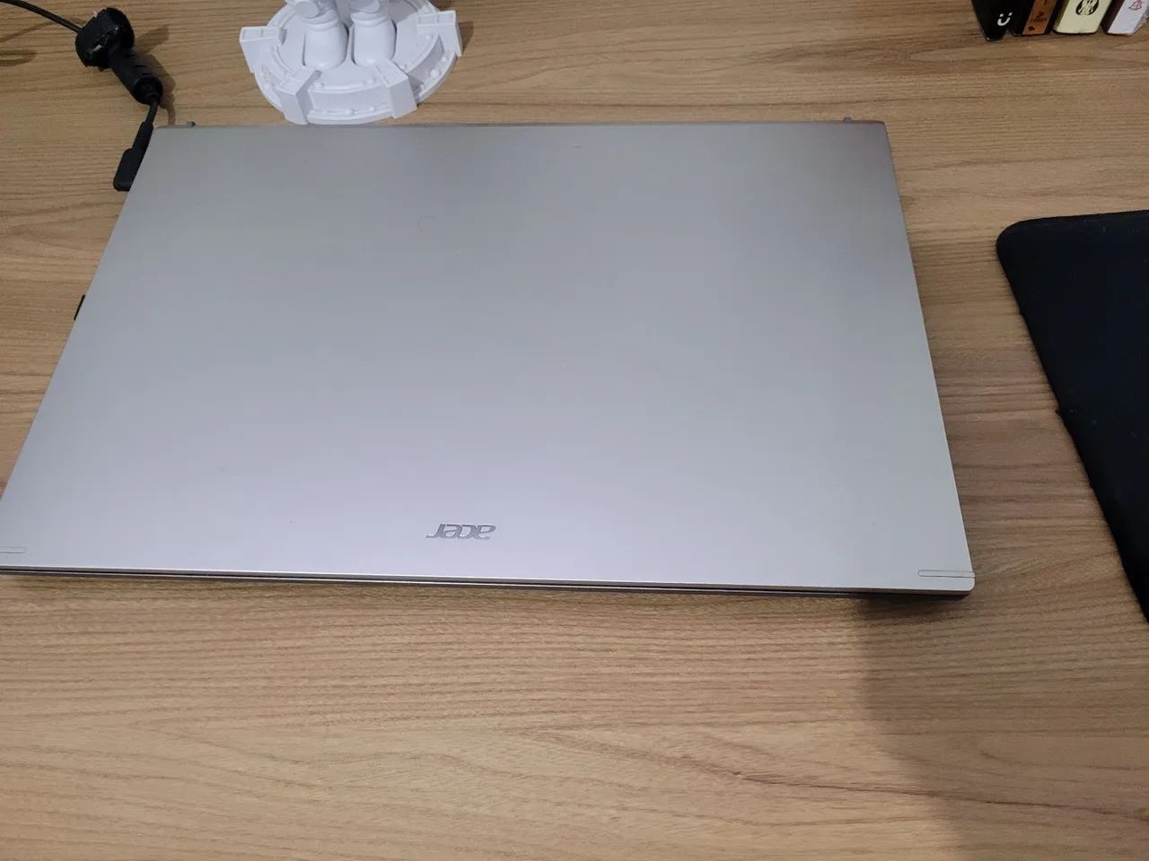 Notebook Acer core I5 12 geração dourado 