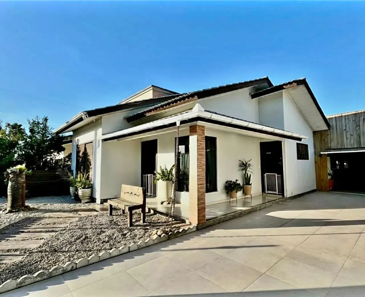 Casa Mobiliada c/ Suíte e Hidromassagem e Closet e Espaço Gourmet com Piscina Jaqueline - 