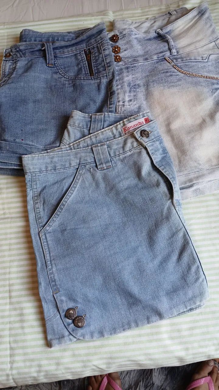 LOTE DE 2 SHORTS E 1 SAIA/46  - Foto 3