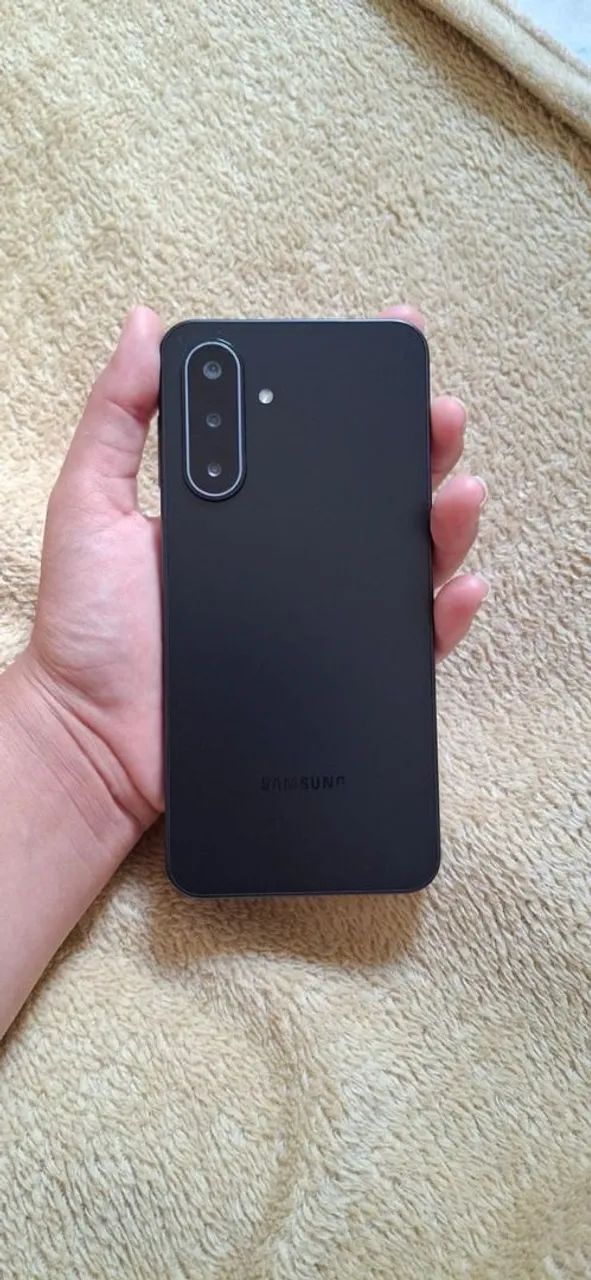 Samsung A17 com menos de um ano de uso - Foto 2