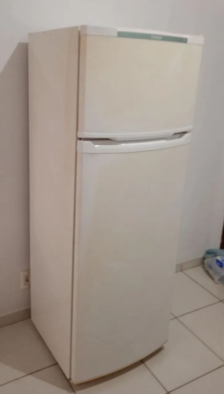 Geladeira Frost free 