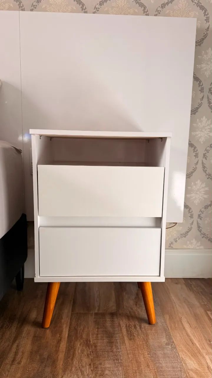 Mesa de cabeceira (2 und)