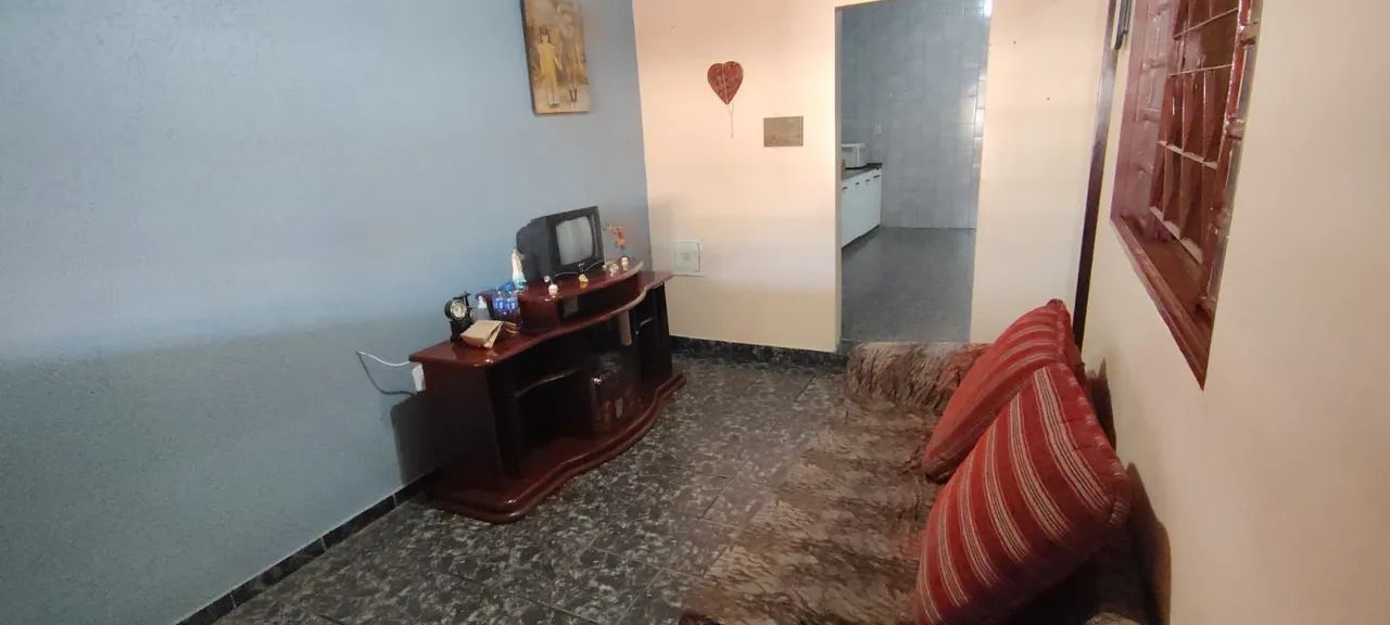 Vendo casa ótima localização  - Foto 4