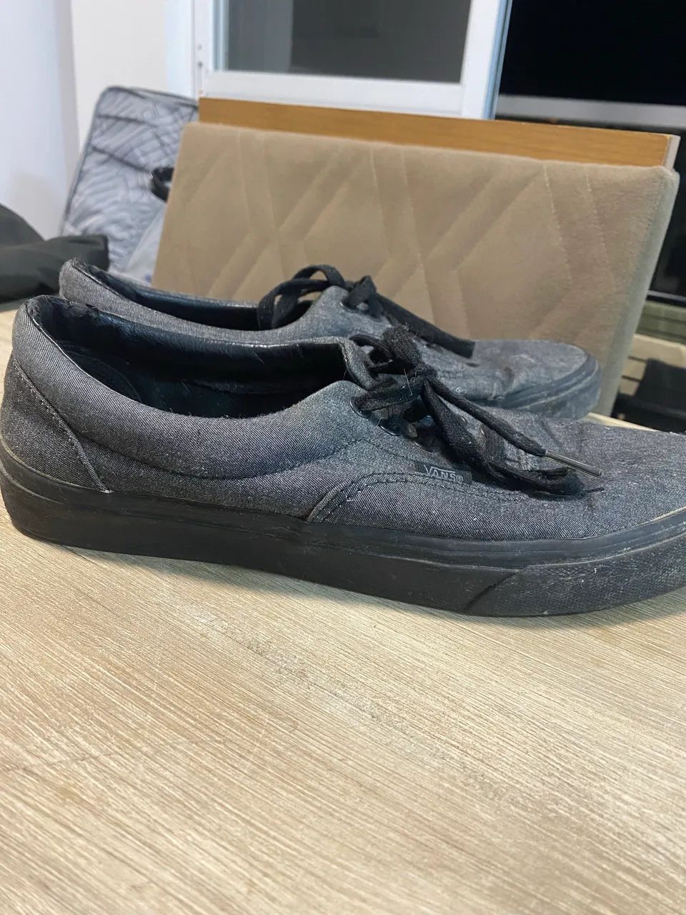Tênis Vans cinza chumbo - cano baixo - Foto 4