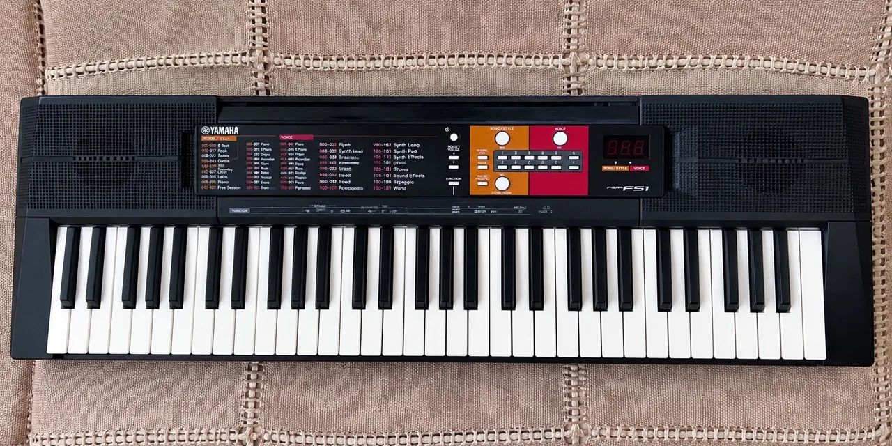 Teclado Yamaha PSP E273