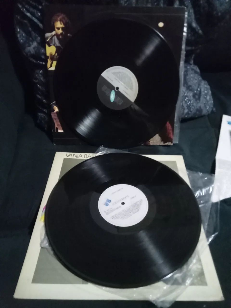 2 LPs discos de Vinil Vania Bastos & Eduardo Gudin e 1986 - Foto 3