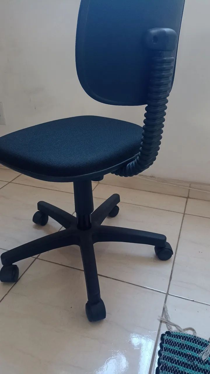 Cadeira de escritório giratoria - Foto 5
