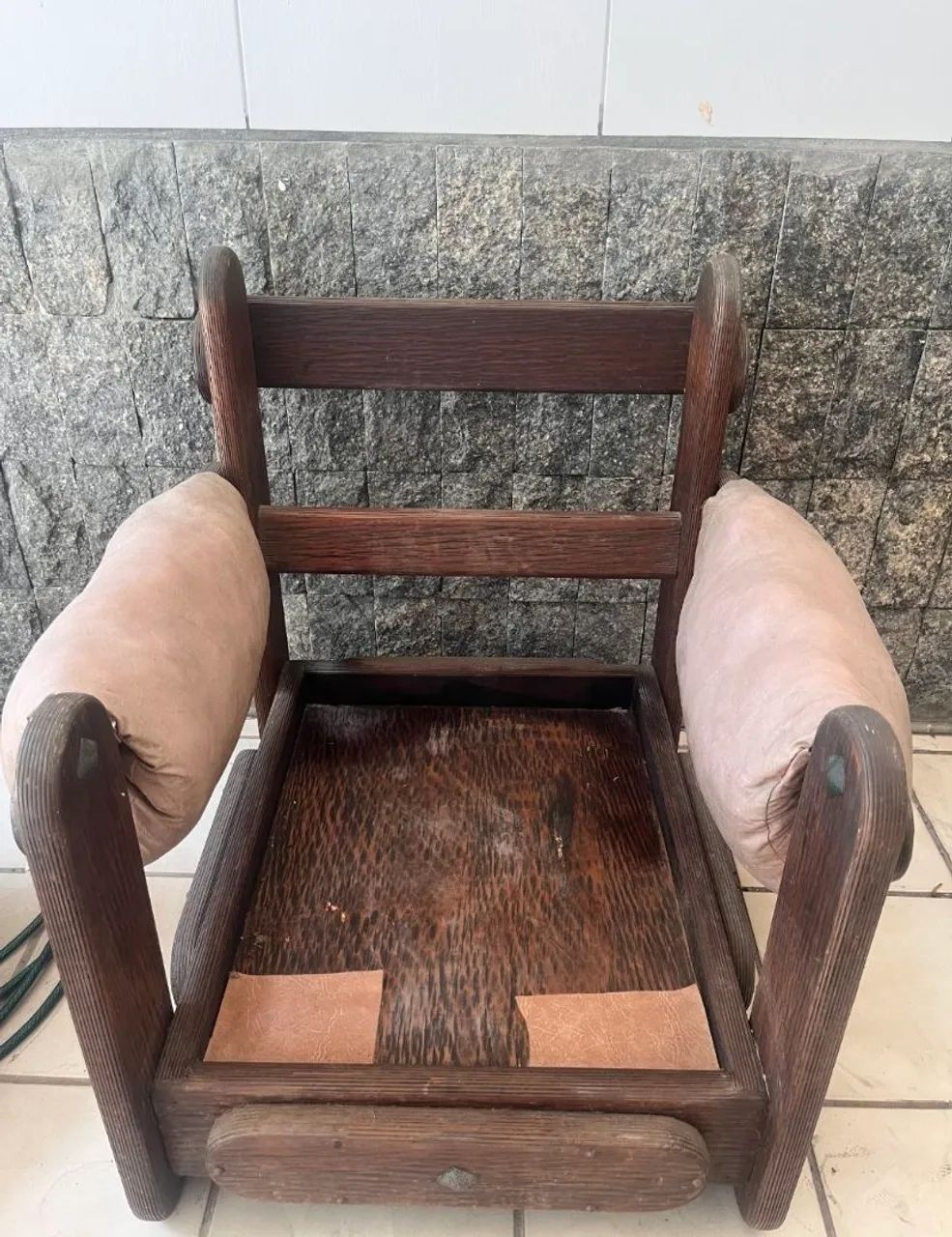 Conjunto de Poltronas e Sofás (Massaranduba 50 Anos) - Foto 3