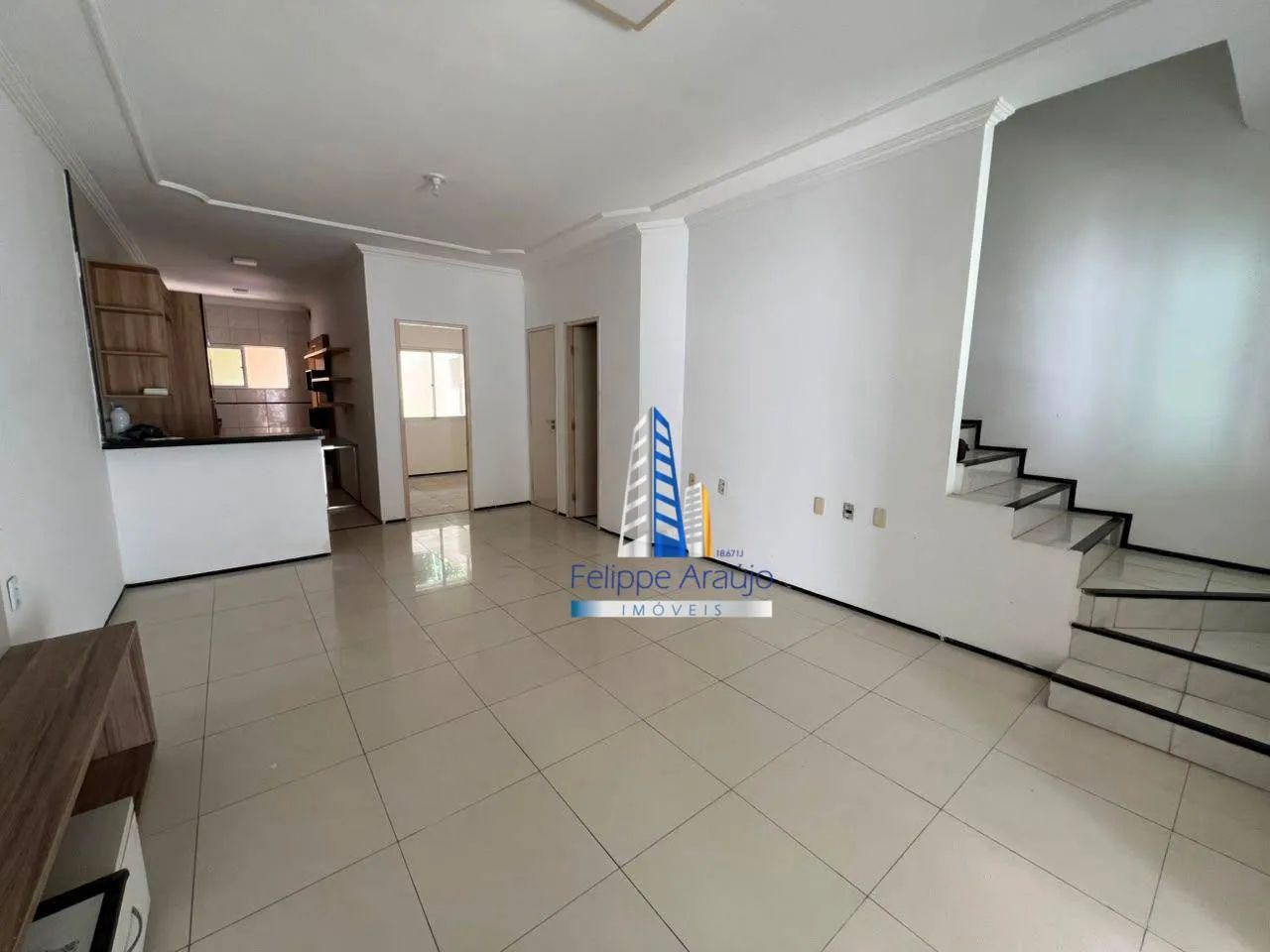 Casa com 3 dormitórios à venda, 120 m² por R$ 350.000 - Eusébio - Eusébio/CE