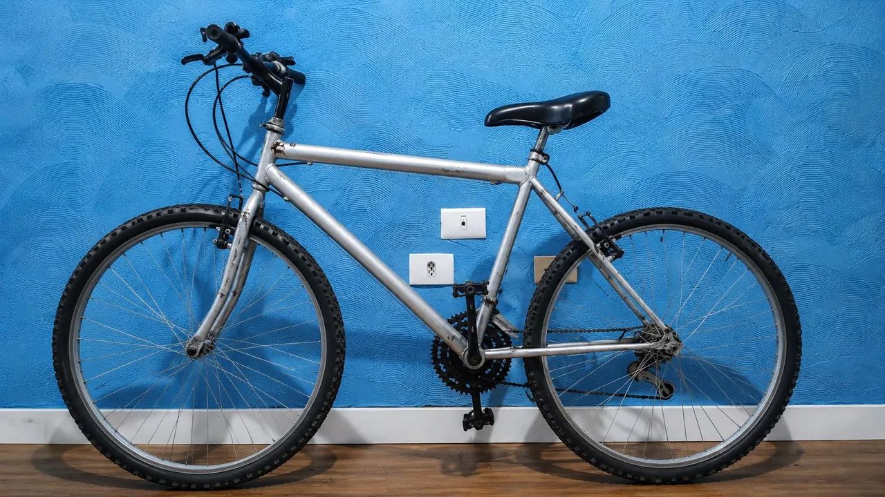 BICICLETA 18 MARCHAS ARO 26 - Foto 2