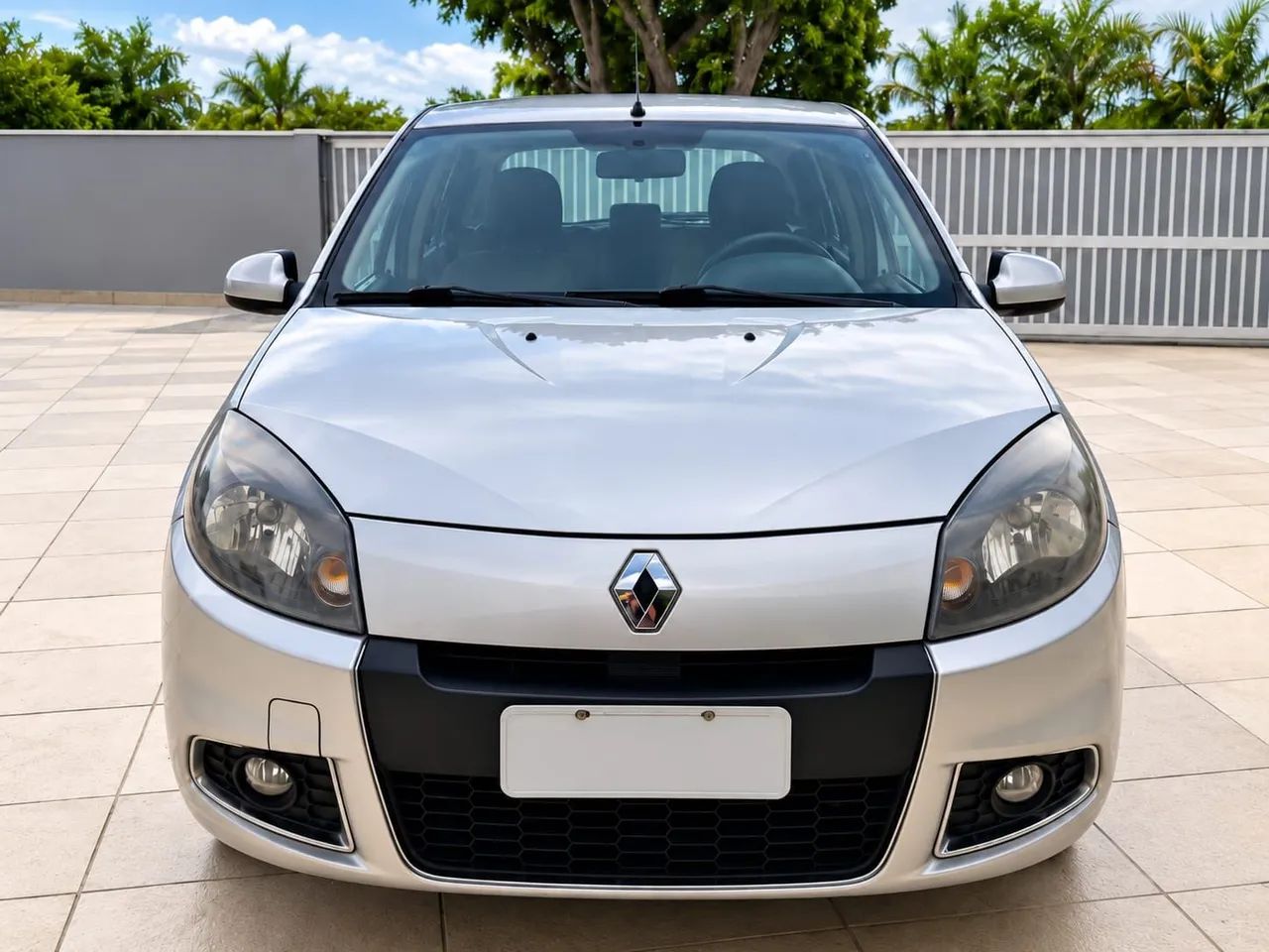 Renault Sandero SANDERO Privilège Hi-Flex 1.6 16V 5p Aut 2014