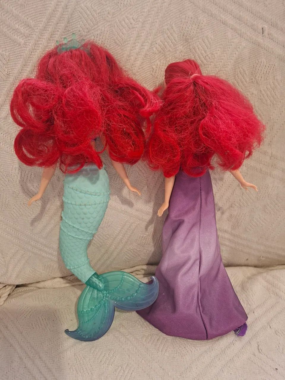 Duas  bonecas Ariel. - Foto 2