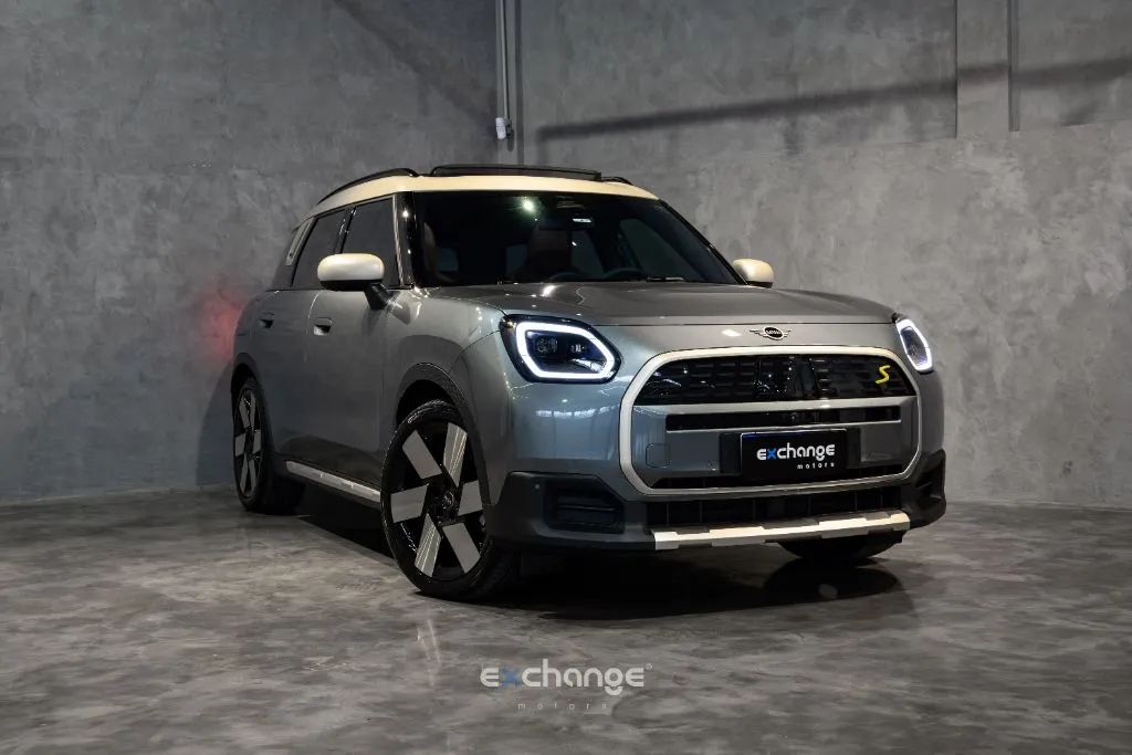 Mini Cooper Country. SE All4 TOP (elétrico) 2025