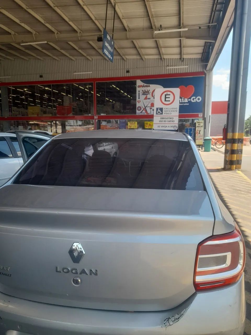 Renault Logan EXPRES./EXP. UP HI-FLEX 1.0 16V 4P 2014