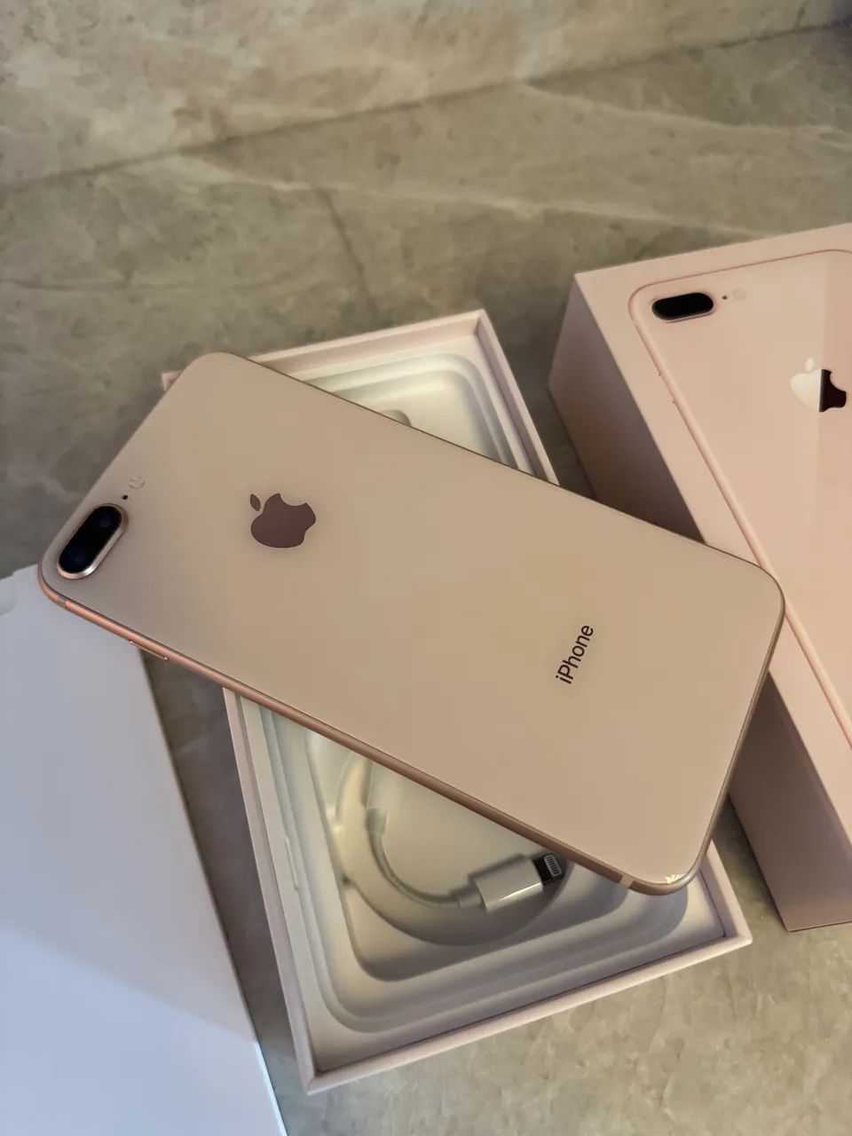 iPhone 8 Plus - 64GB - Foto 5