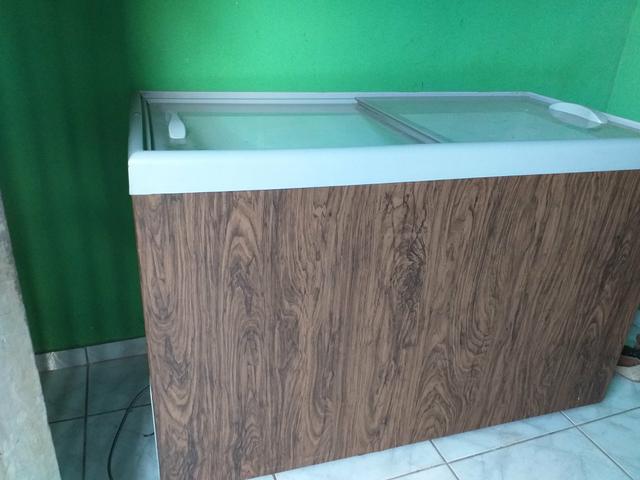 Vendo congelador com tampa de vidro 2 Meses de uso - Foto 3