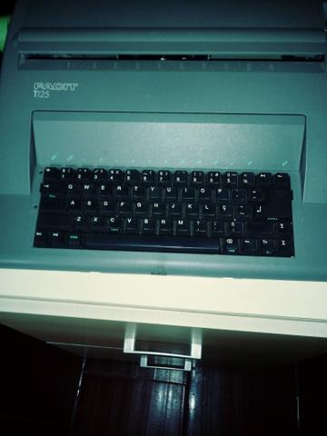 Vendo uma máquina de escrever elétrica - Foto 6