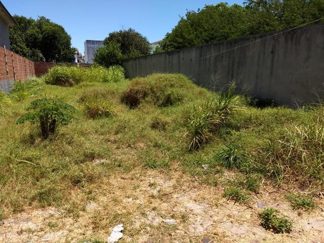 Excelente terreno próximo a Lagoa, Shopping e amplo comercio, plano e pronto p/construir