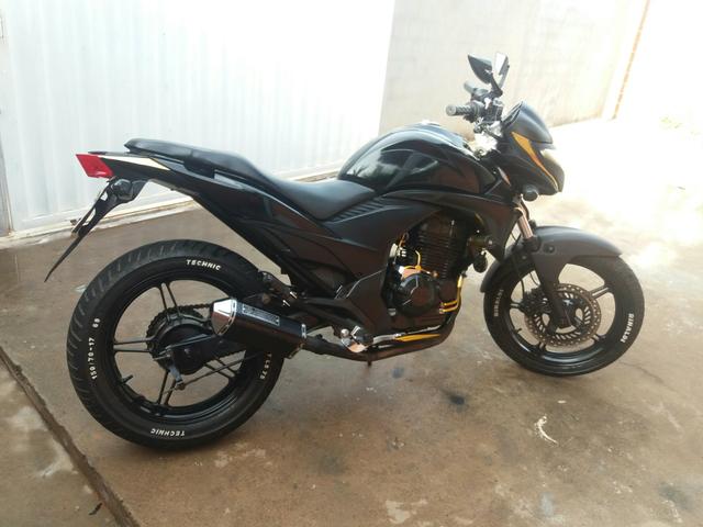 Cb300r 2010 super conservada!