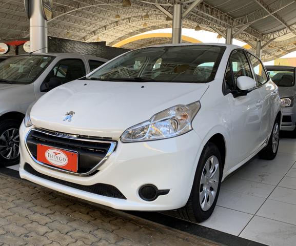 Peugeot 208 active 1.5 8v flex mec. 13/14 veículo em ótimo estado de conservação - Foto 3