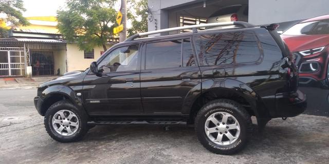 Pajero Sport 3.5 V6 4x4 - 2011 - Foto 8