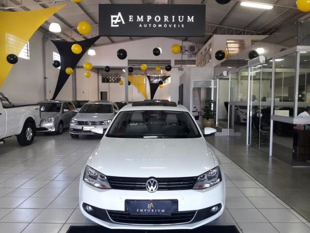 VOLKSWAGEN JETTA 2.0T - Foto 2
